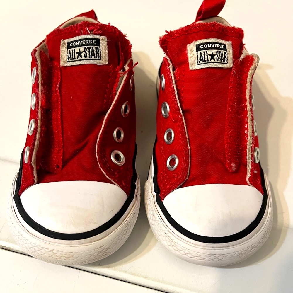 Toddler converse shoes